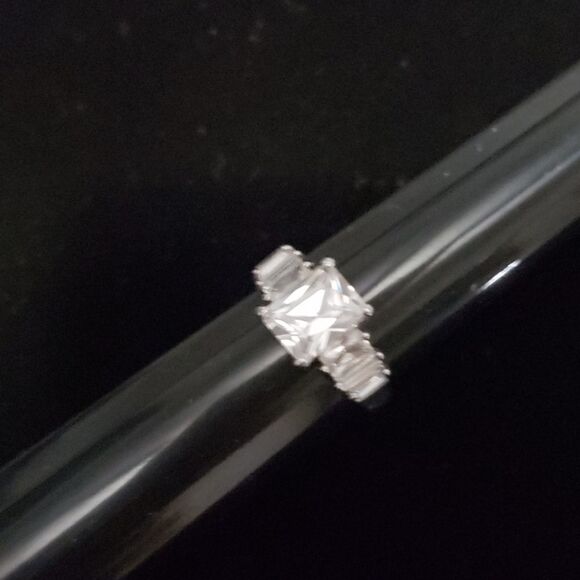 Nwot engagement ring (cz) - Picture 1 of 2